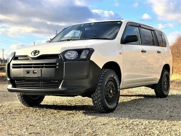 2023 Toyota Probox I Рестайлинг, белый, 1159000 рублей