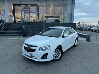 2013 Chevrolet Cruze I Рестайлинг, белый, 750000 рублей, вид 1