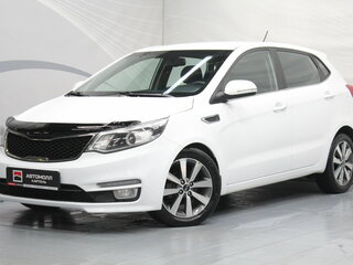 2016 Kia Rio III Рестайлинг, белый, 879000 рублей, вид 1