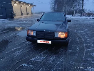 1987 Mercedes-Benz W124 300, коричневый, 750000 рублей, вид 1