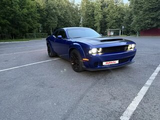 2019 Dodge Challenger III Рестайлинг 2, синий, 3690000 рублей, вид 3
