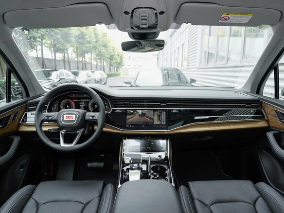 2025 Audi Q7 55 TFSI II (4M) Рестайлинг 2, серебристый, 13026000 рублей - вид 9