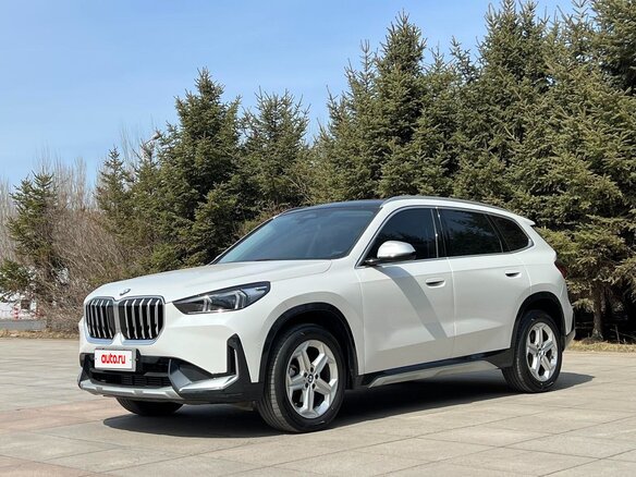 2023 BMW X1 20Li sDrive III (U11/U12), белый - вид 1