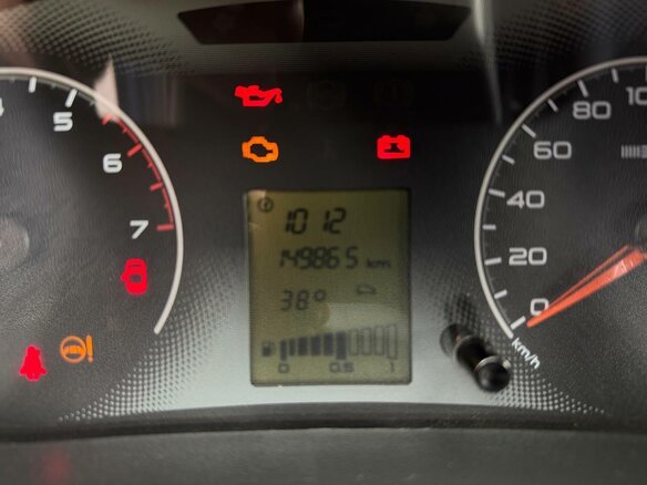 2014 Lada (ВАЗ) Granta I, серый, 380000 рублей - вид 14