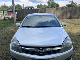 2006 Opel Astra GTC H Рестайлинг, серебристый, 260000 рублей, вид 1