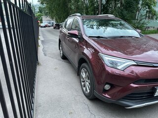 2016 Toyota RAV4 IV (XA40) Рестайлинг, красный, 2200000 рублей, вид 2