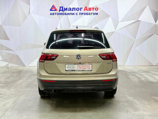 2020 Volkswagen Tiguan II, коричневый, 2460000 рублей, вид 5