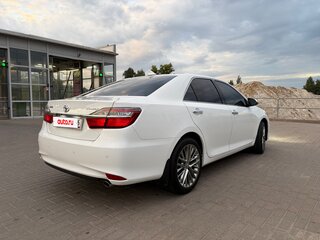 2015 Toyota Camry US Market VII (XV50) Рестайлинг, белый, 2550000 рублей, вид 5