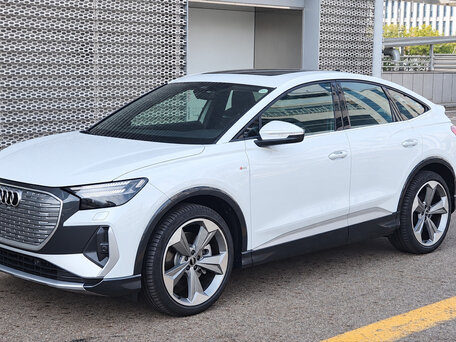2026 Audi Q4 e-tron I Рестайлинг, белый, 5960000 рублей, вид 1