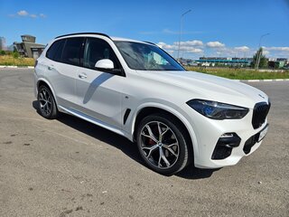 2021 BMW X5 40i IV (G05/G18), белый, 6700000 рублей, вид 5