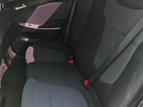 2013 Hyundai Accent IV, белый, 800000 рублей - вид 13