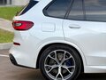 2018 BMW X5 50i IV (G05/G18), белый - вид 1