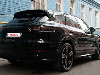 2021 Porsche Cayenne III, чёрный, 8700000 рублей, вид 3