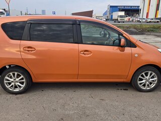 2009 Daihatsu Boon Luminas, оранжевый, 750000 рублей, вид 4