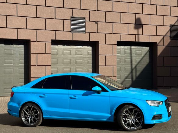 2019 Audi A3 III (8V) Рестайлинг, голубой, 1400000 рублей - вид 16