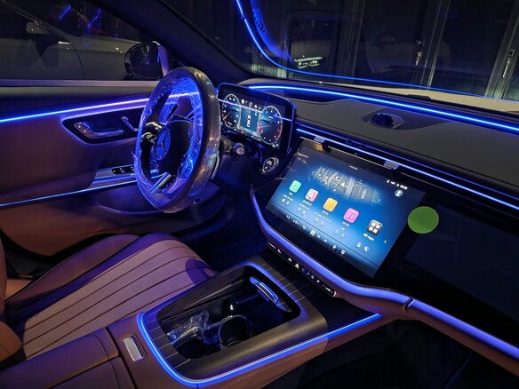 2026 Mercedes-Benz E-Класс 300 VI (W214, S214), белый - вид 14