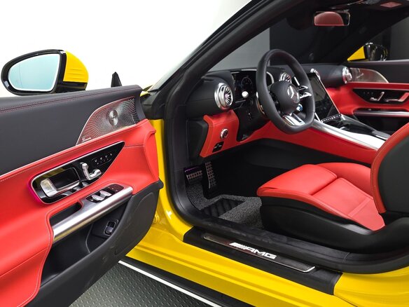 2025 Mercedes-Benz SL-Класс AMG 43 AMG IV (R232), жёлтый - вид 8