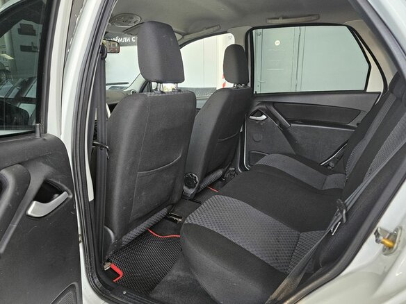 2013 Lada (ВАЗ) Granta I, белый, 399000 рублей - вид 12