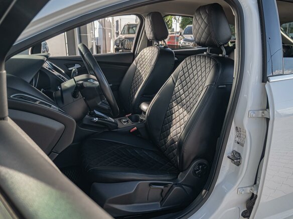 2014 Ford Focus III, белый, 860000 рублей - вид 9