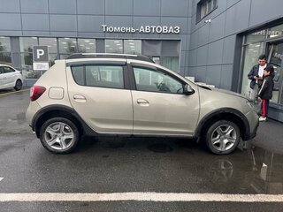 2019 Renault Sandero Stepway II Рестайлинг, бежевый, 970000 рублей, вид 5