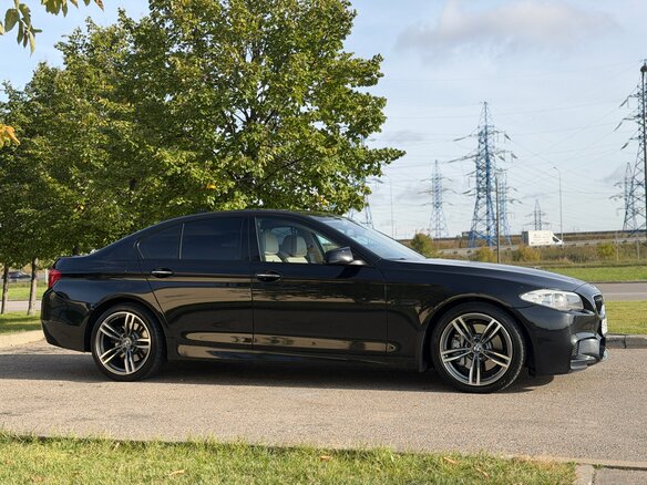 2013 BMW 5 серии 530d xDrive VI (F10/F11/F07) Рестайлинг, чёрный, 2150000 рублей - вид 3