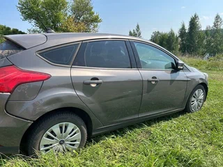 2018 Ford Focus III Рестайлинг, серый, 1200000 рублей, вид 4