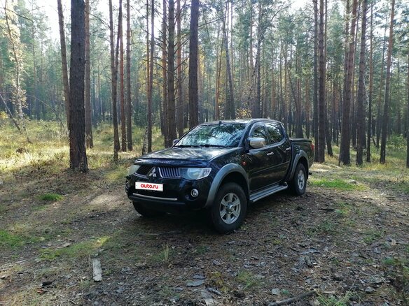 2008 Mitsubishi L200 IV, чёрный, 1550000 рублей - вид 1