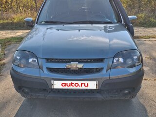 2018 Chevrolet Niva I Рестайлинг, серый, 800000 рублей, вид 1