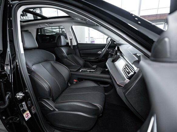 2026 Changan CS75 Pro, чёрный - вид 9
