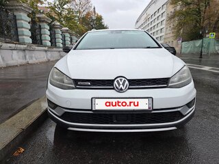 2016 Volkswagen Golf Alltrack VII, белый, 1550000 рублей, вид 4