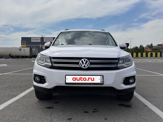 2011 Volkswagen Tiguan I Рестайлинг, белый, 1299000 рублей, вид 2