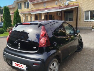 2012 Peugeot 107 I Рестайлинг, чёрный, 350000 рублей, вид 3
