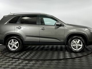 2013 Kia Sorento II Рестайлинг, серый, 1300000 рублей, вид 5