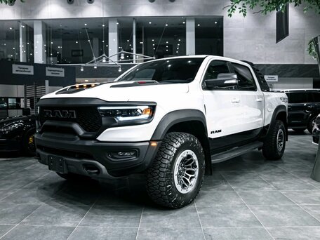 Ram 1500 V