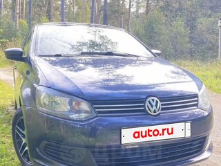 2014 Volkswagen Polo V, синий, 777000 рублей, вид 2