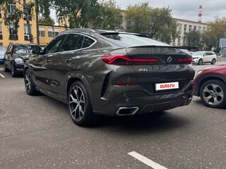 2021 BMW X6 40i III (G06), серый, 8200000 рублей, вид 5