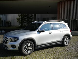 2021 Mercedes-Benz GLB 200 d I (X247), серебристый, 4400000 рублей, вид 2