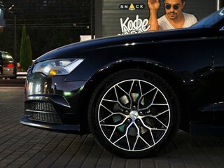 2018 Audi A6 IV (C7) Рестайлинг, чёрный, 2100000 рублей, вид 3