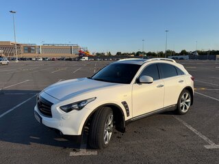 2011 Infiniti FX37 II (S51), белый, 1550000 рублей, вид 1