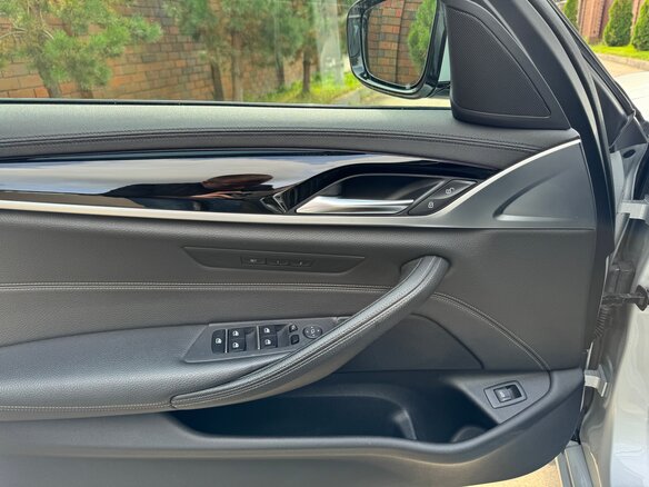 2019 BMW 5 серии 520d xDrive VII (G30/G31/G38), серый - вид 19