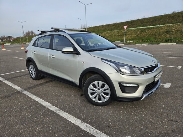 2019 Kia Rio X-Line IV, бежевый, 1700000 рублей - вид 6
