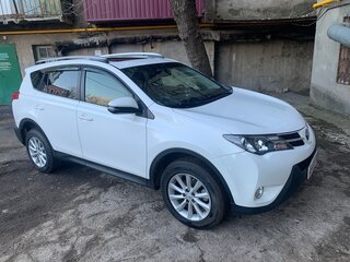 2014 Toyota RAV4 IV (XA40), белый, 2200000 рублей, вид 3