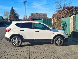 2010 Nissan Qashqai I Рестайлинг, белый, 820000 рублей, вид 3