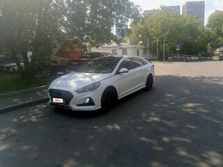 2019 Hyundai Sonata VII (LF) Рестайлинг, белый, 1370000 рублей, вид 2