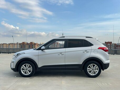 2018 Hyundai Creta I, серебристый, 1809000 рублей, вид 2