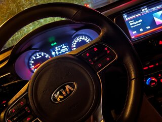 2017 Kia Optima IV, белый, 2100000 рублей, вид 5
