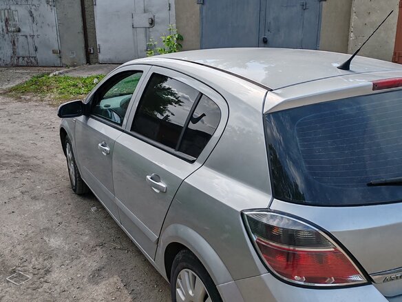 2008 Opel Astra H Рестайлинг, серебристый, 430000 рублей - вид 5
