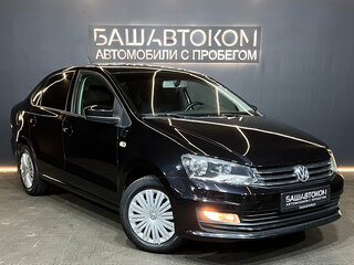 2017 Volkswagen Polo V Рестайлинг, чёрный, 1040000 рублей, вид 2