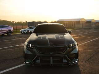 2025 BMW M5 VII (G90), зелёный, 21500000 рублей, вид 3
