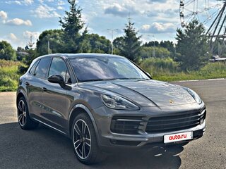 2018 Porsche Cayenne III, красный, 4999999 рублей, вид 1